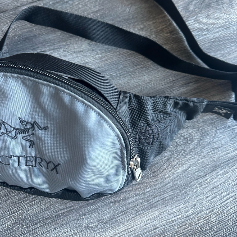 Arc’teryx pouch